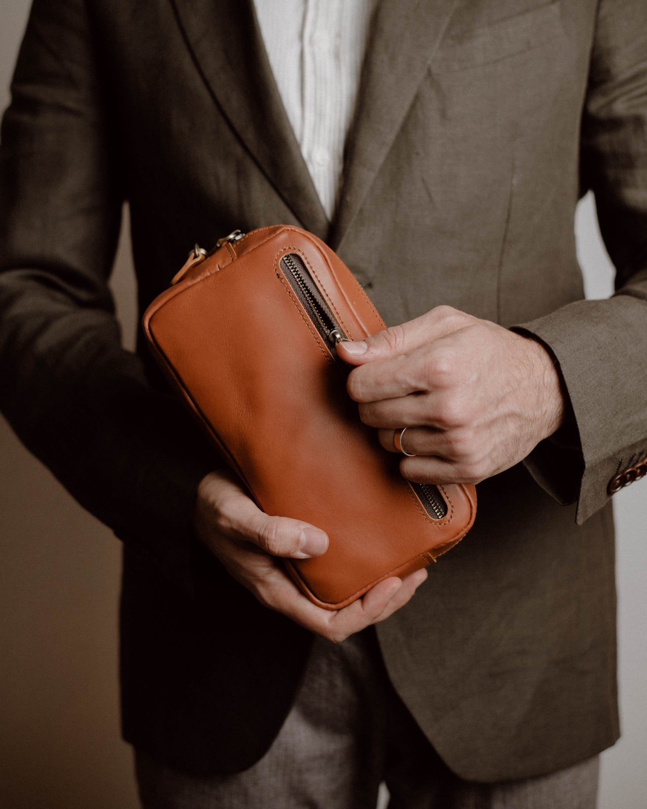 Clutch Bag II Light Brown (Italian Waxy Cowhide)