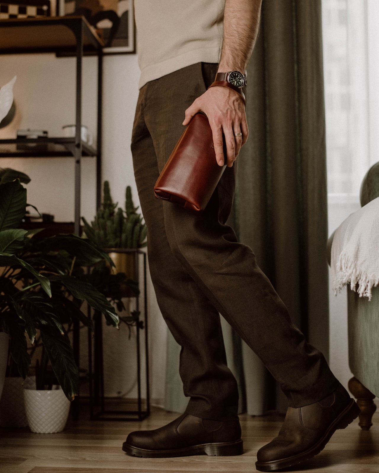 Leather Clutch Bag - Red Brown (Italian Waxy Cowhide)